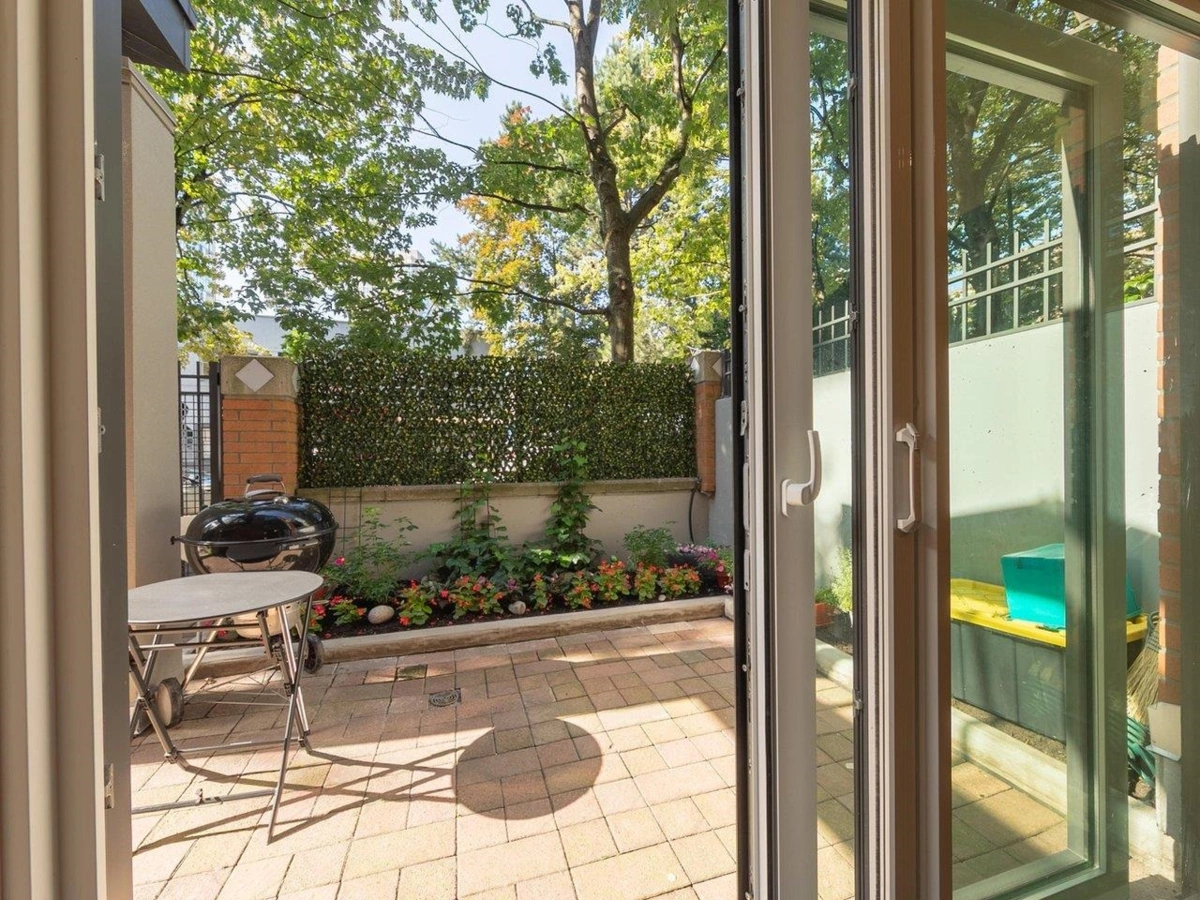 Primary Bedroom Photo of 1490 Hornby Street, Vancouver, BC