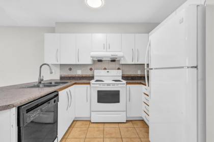 211 7800 St. Albans Road, Richmond, BC, Richmond — Apartment/Condo for sale