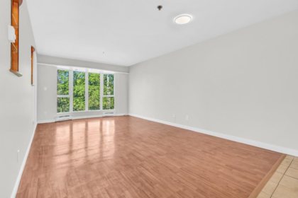 211 7800 St. Albans Road, Richmond, BC, Richmond — Apartment/Condo for sale