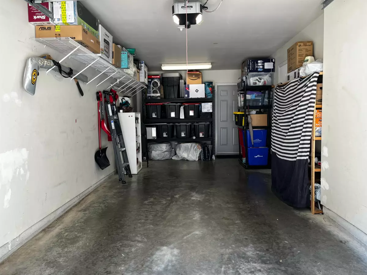 Front Yard Photo of 35 935 Ewen Avenue, New Westminster, BC