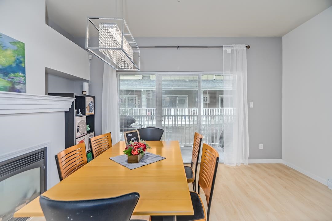 Powder Room Photo of 35 935 Ewen Avenue, New Westminster, BC