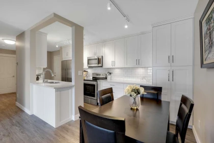 203 2239 152 Street, Surrey, BC, Surrey — Apartment/Condo for sale