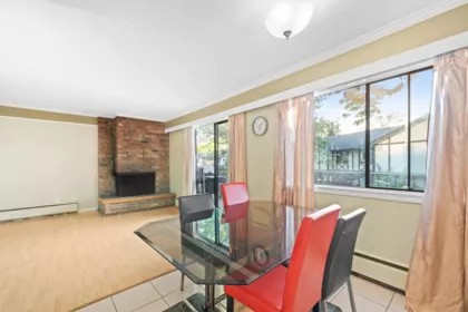 8985 Horne Street, Burnaby, BC, Burnaby — Townhouse for sale