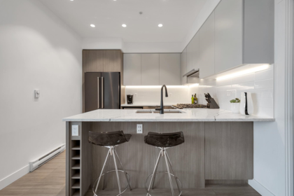 404 2408 Grant Street, Vancouver, BC, Vancouver — Apartment/Condo for sale