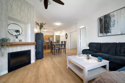 323 12350 Harris Road, Pitt Meadows, BC, Pitt Meadows — Apartment/Condo for sale