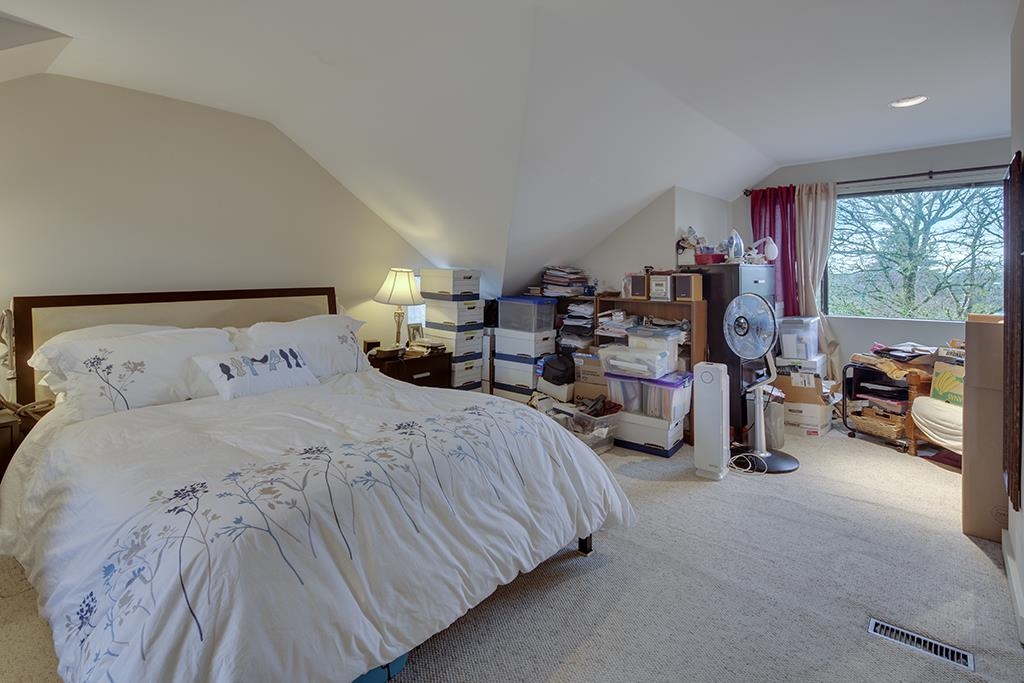 Hallway Photo of 1373 W 64th Avenue, Vancouver, BC