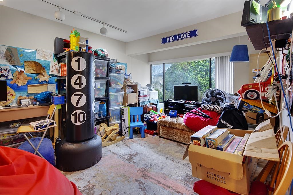 Mudroom Photo of 1373 W 64th Avenue, Vancouver, BC