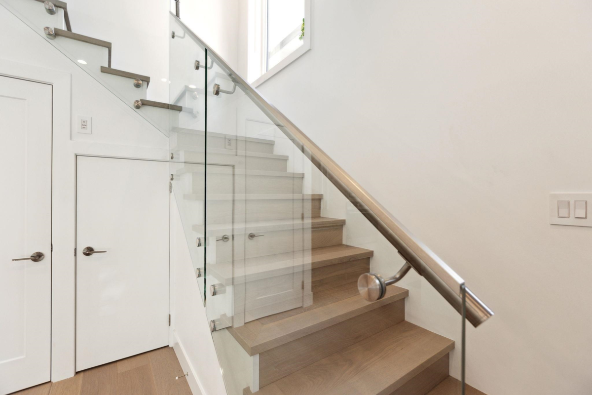 Breakfast Nook Photo of 7855 Ontario Street, Vancouver, BC