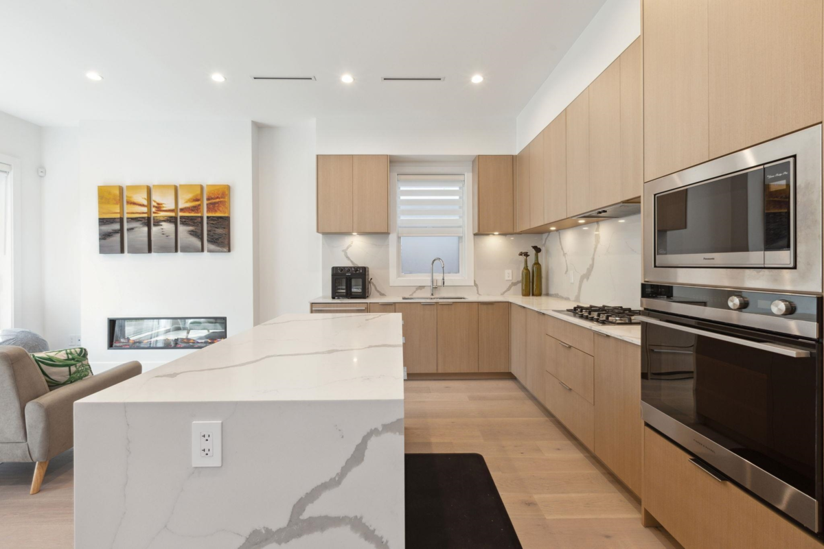 Family Room Photo of 7855 Ontario Street, Vancouver, BC