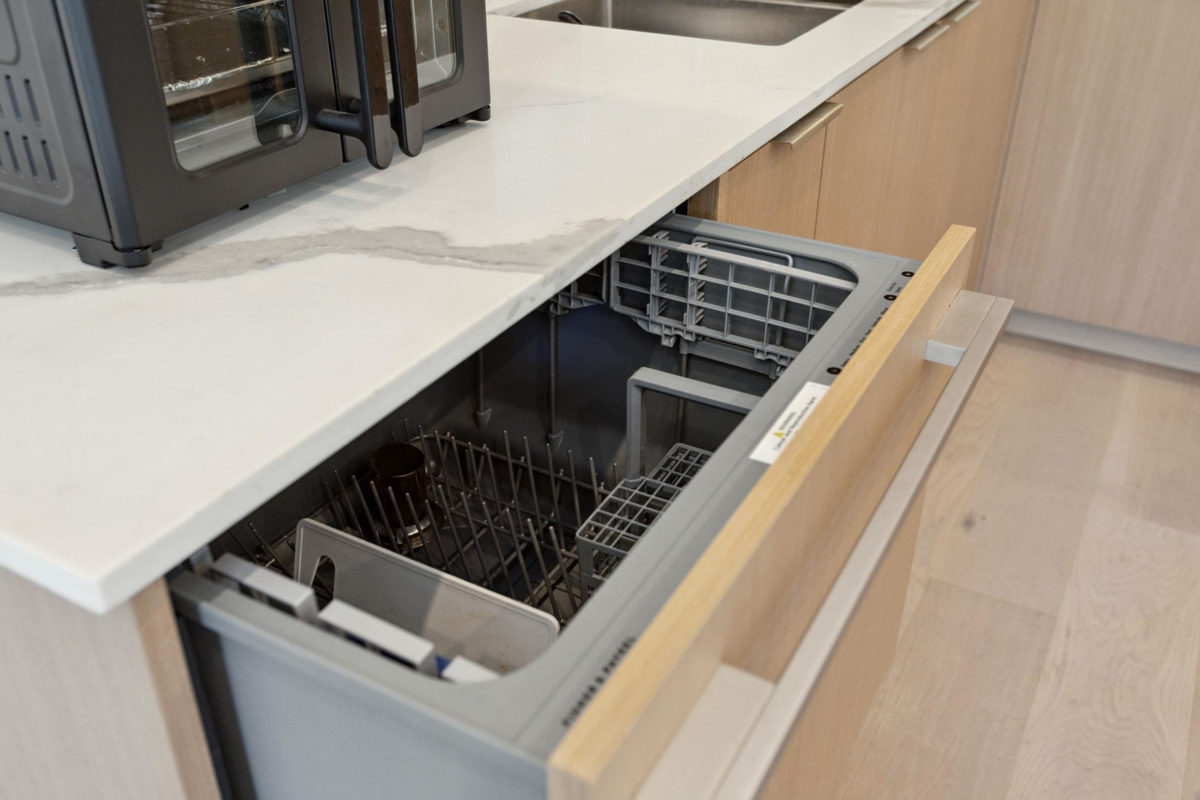 Kitchen Photo of 7855 Ontario Street, Vancouver, BC