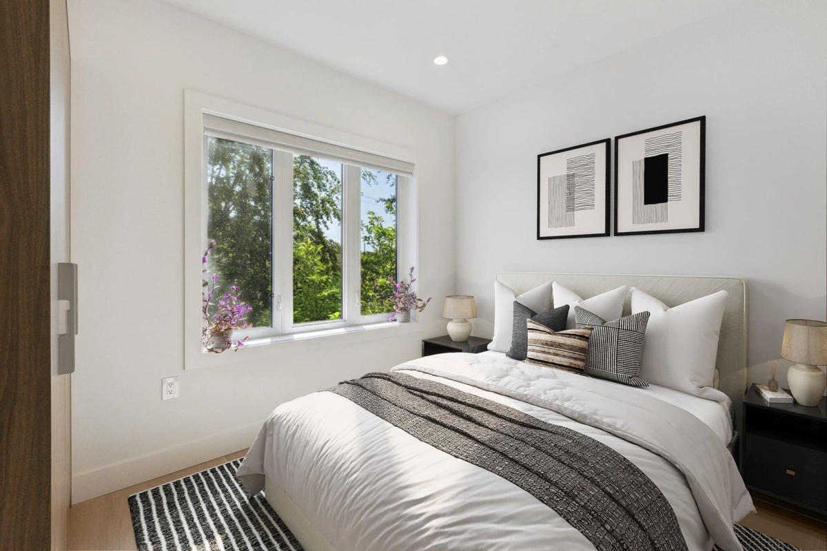 Walk-In Closet Photo of 7855 Ontario Street, Vancouver, BC