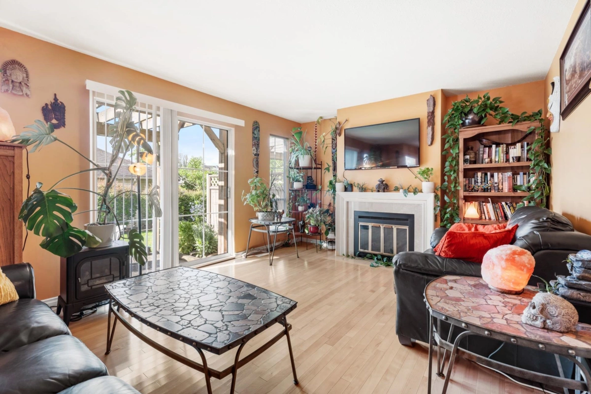 Office / Den Photo of 30 6140 192 Street, Surrey, BC