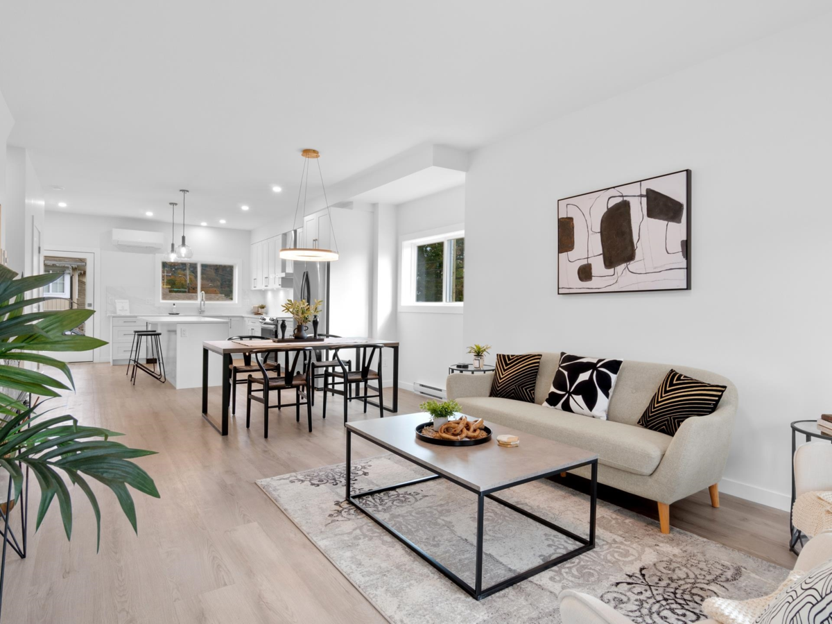 Primary Bathroom Photo of 3 1655 Agassiz Rosedale No 9 Highway, Agassiz, BC