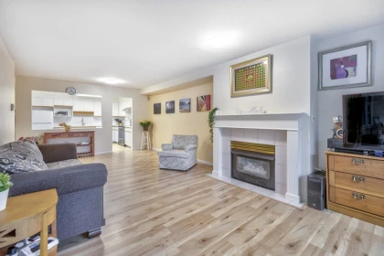 Breakfast Nook Photo of 102 501 Cochrane Avenue, Coquitlam, BC