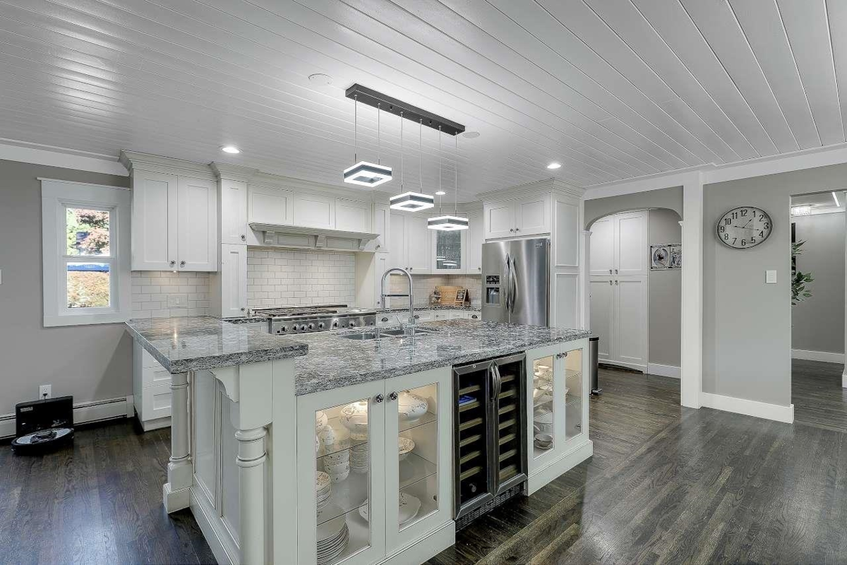 Bedroom 4 Photo of 13721 Marine Drive, Surrey, BC