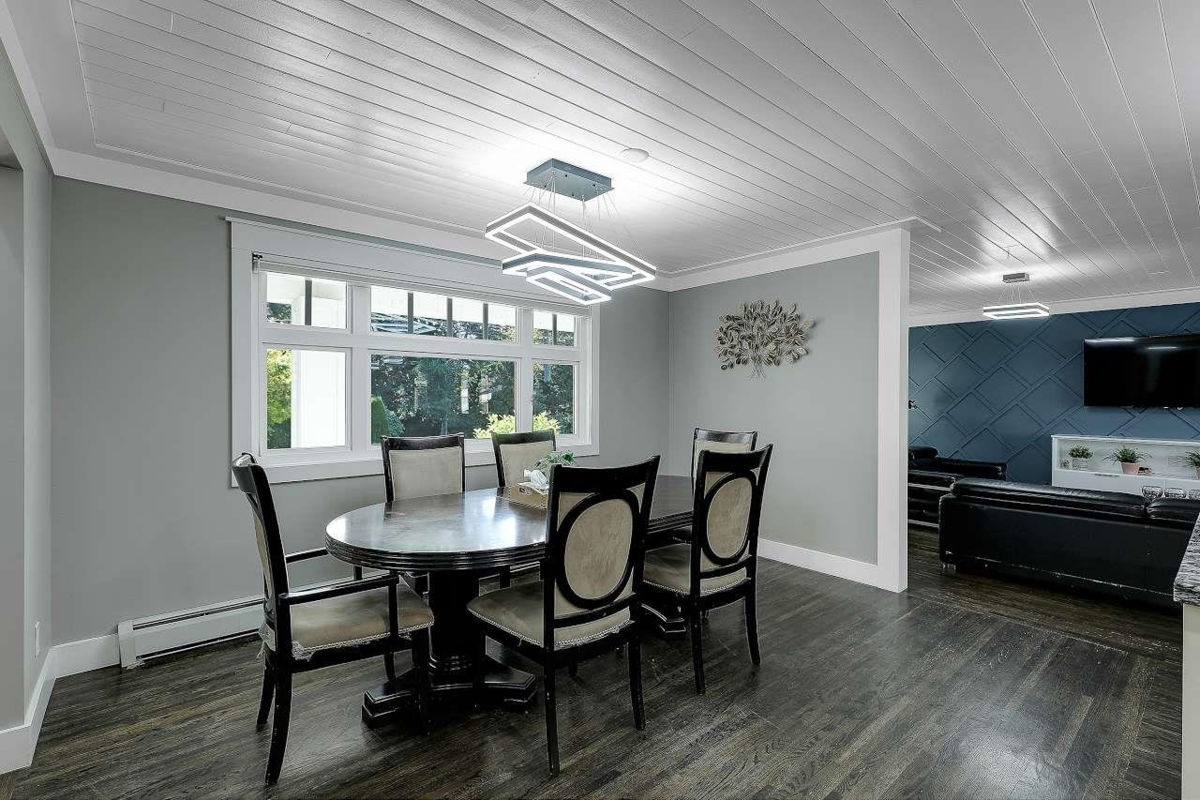 Loft / Bonus Room Photo of 13721 Marine Drive, Surrey, BC