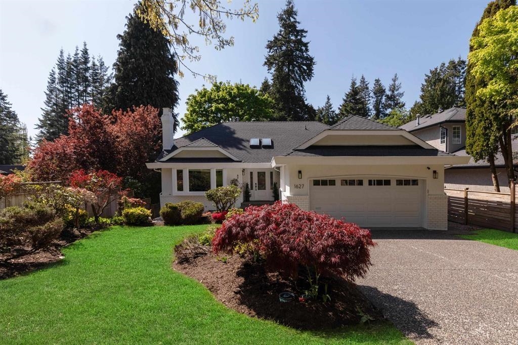 Exterior Front Photo of 1627 127 Street, Surrey, BC