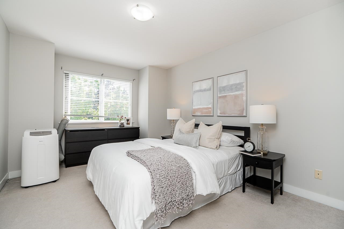 Basement Recreation Room Photo of 13 6555 192a Street, Surrey, BC