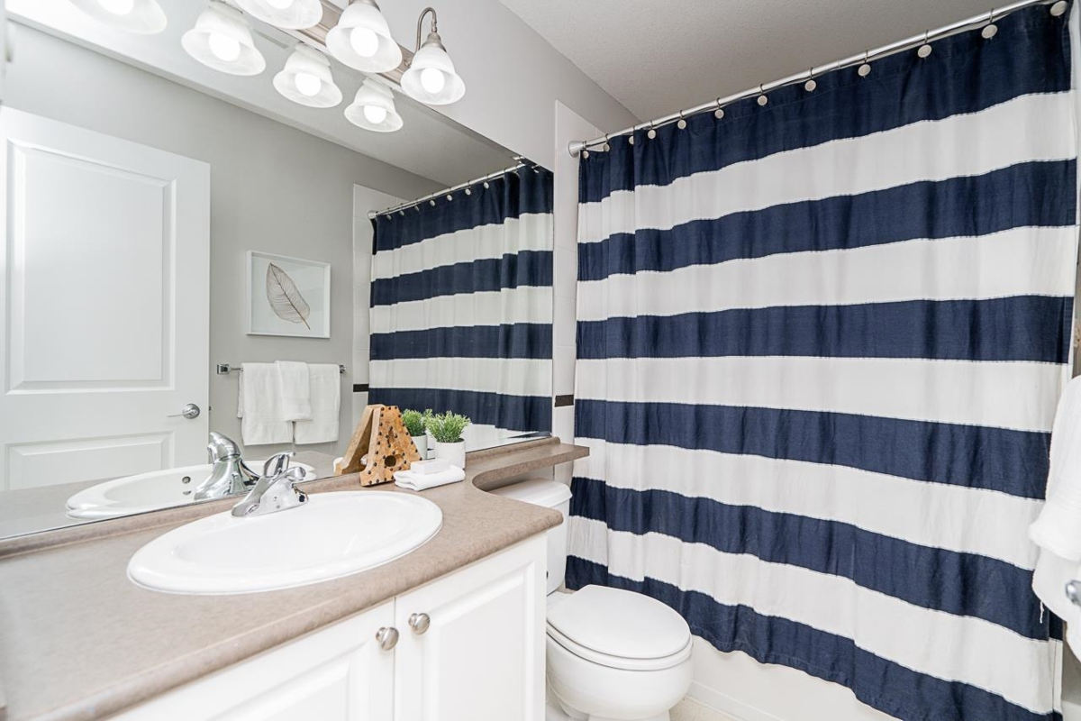 Front Yard Photo of 13 6555 192a Street, Surrey, BC