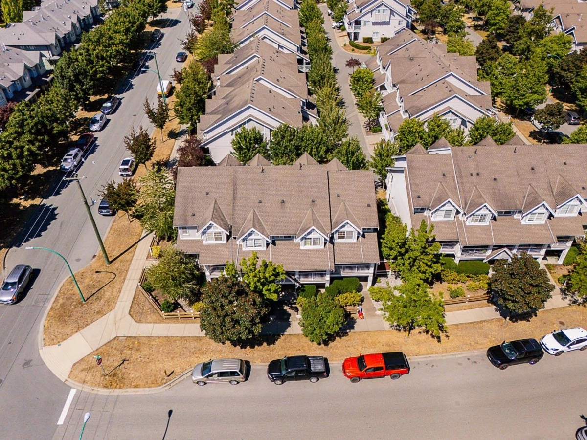 Hot Tub / Spa Photo of 13 6555 192a Street, Surrey, BC