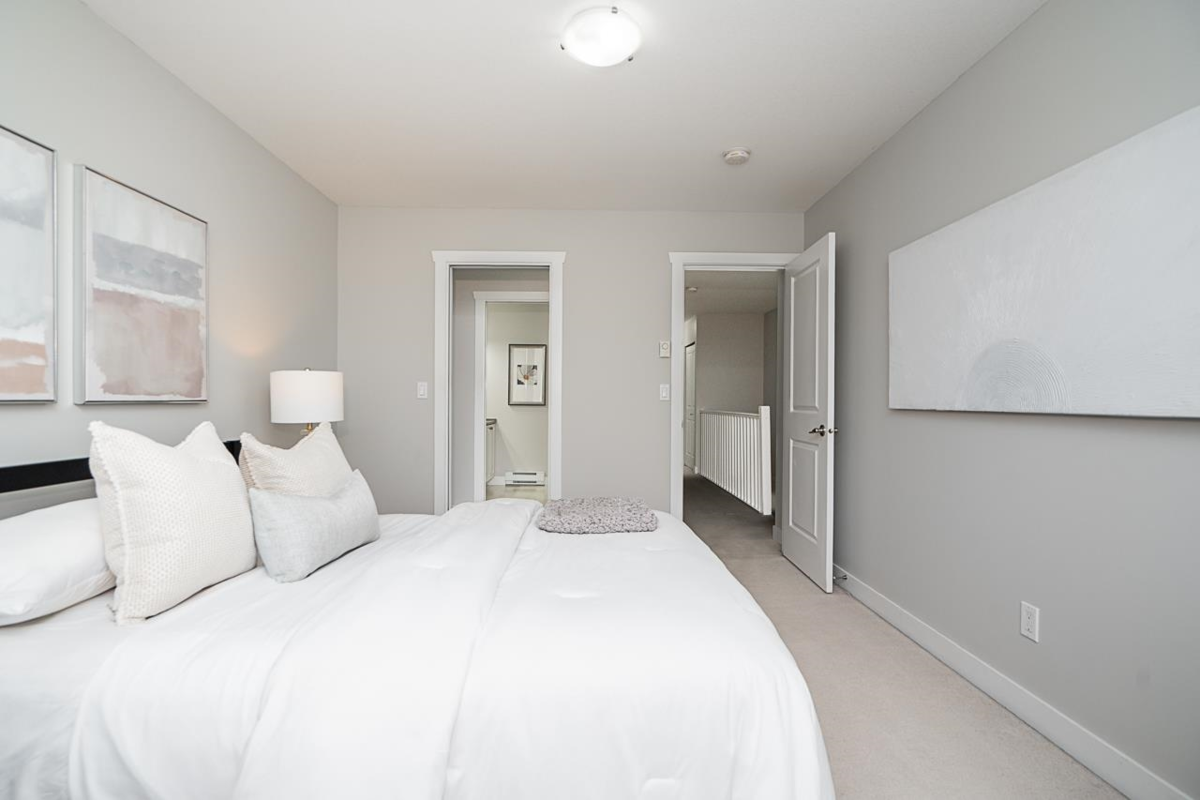 Mudroom Photo of 13 6555 192a Street, Surrey, BC