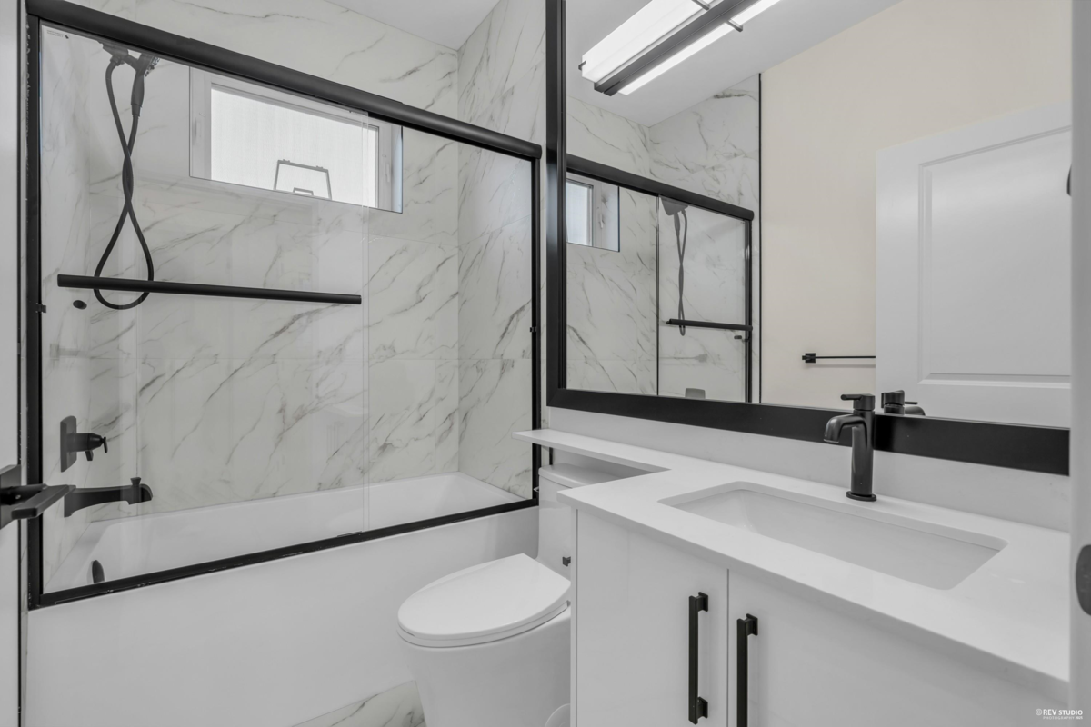 Loft / Bonus Room Photo of 3 3090 Vanness Avenue, Vancouver, BC