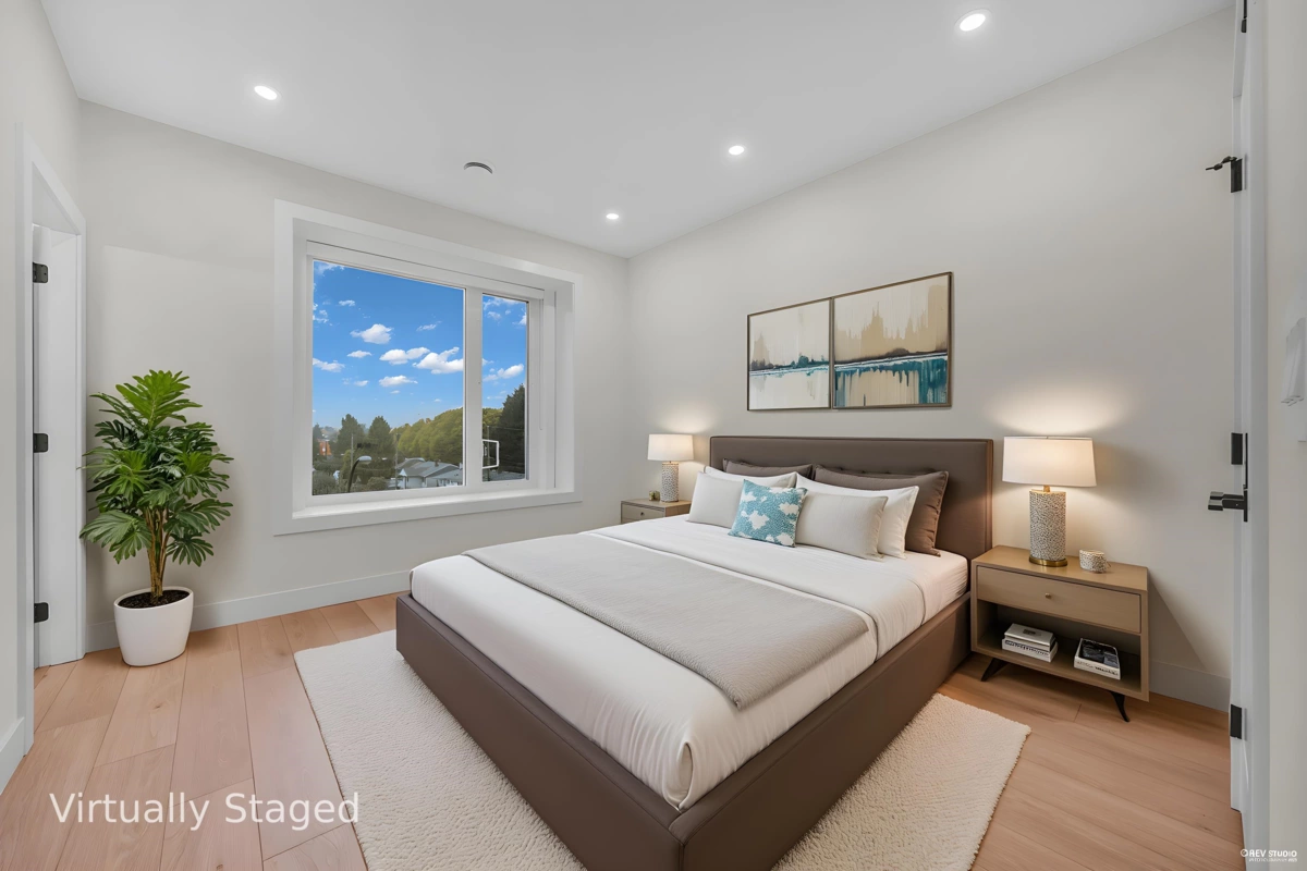 Primary Bathroom Photo of 3 3090 Vanness Avenue, Vancouver, BC