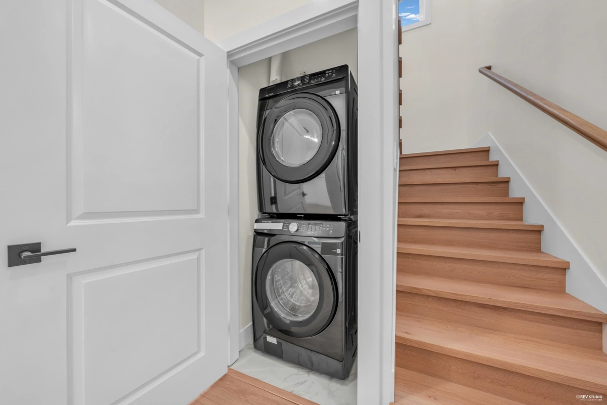 Primary Bedroom Photo of 3 3090 Vanness Avenue, Vancouver, BC