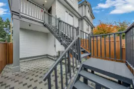 3 3090 Vanness Avenue, Vancouver, BC