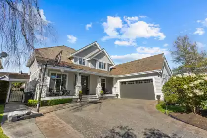 15675 36 Avenue, Surrey, BC, Surrey — Single Family Residence for sale