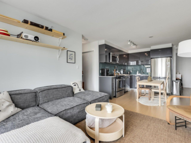 912 1325 Rolston Street, Vancouver, BC