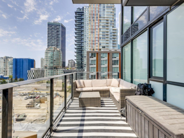912 1325 Rolston Street, Vancouver, BC