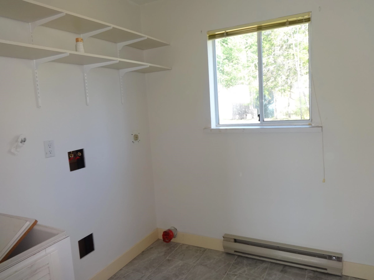 Powder Room Photo of 11682 Sunshine Coast Highway, Madeira Park, BC