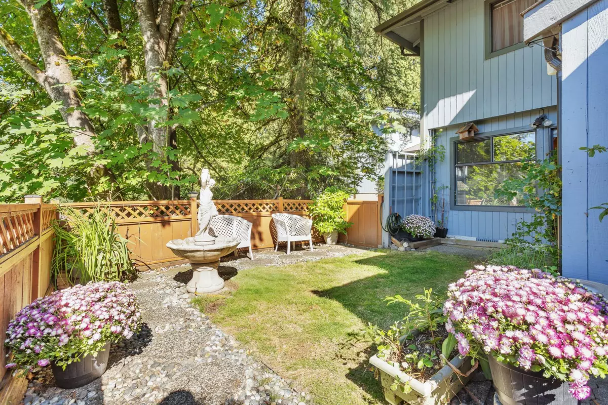 Backyard Photo of 942 Blackstock Road, Port Moody, BC
