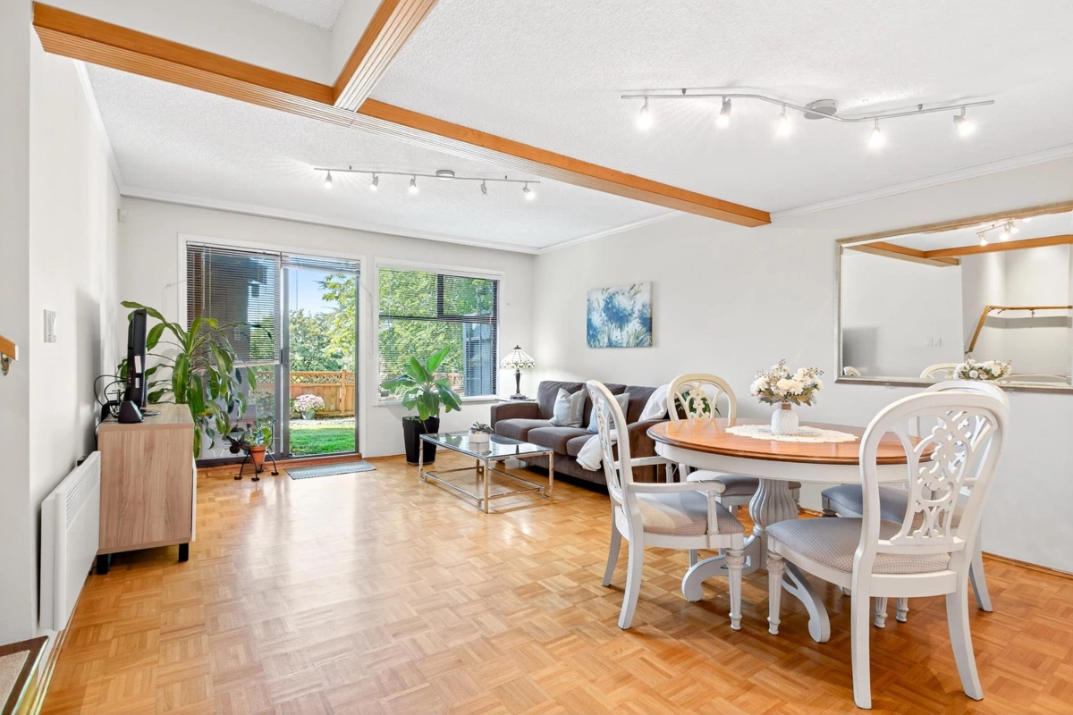 Family Room Photo of 942 Blackstock Road, Port Moody, BC