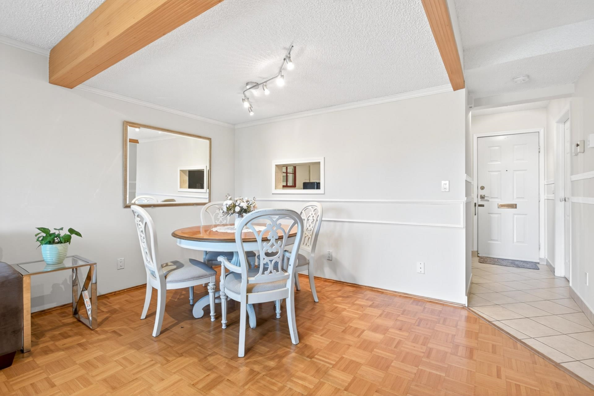 Primary Bathroom Photo of 942 Blackstock Road, Port Moody, BC
