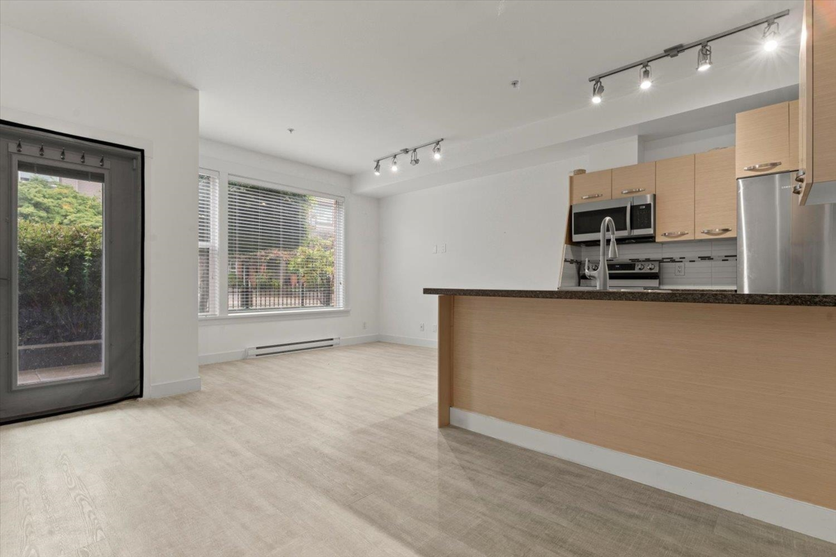 Bedroom 3 Photo of 101 33538 Marshall Road, Abbotsford, BC