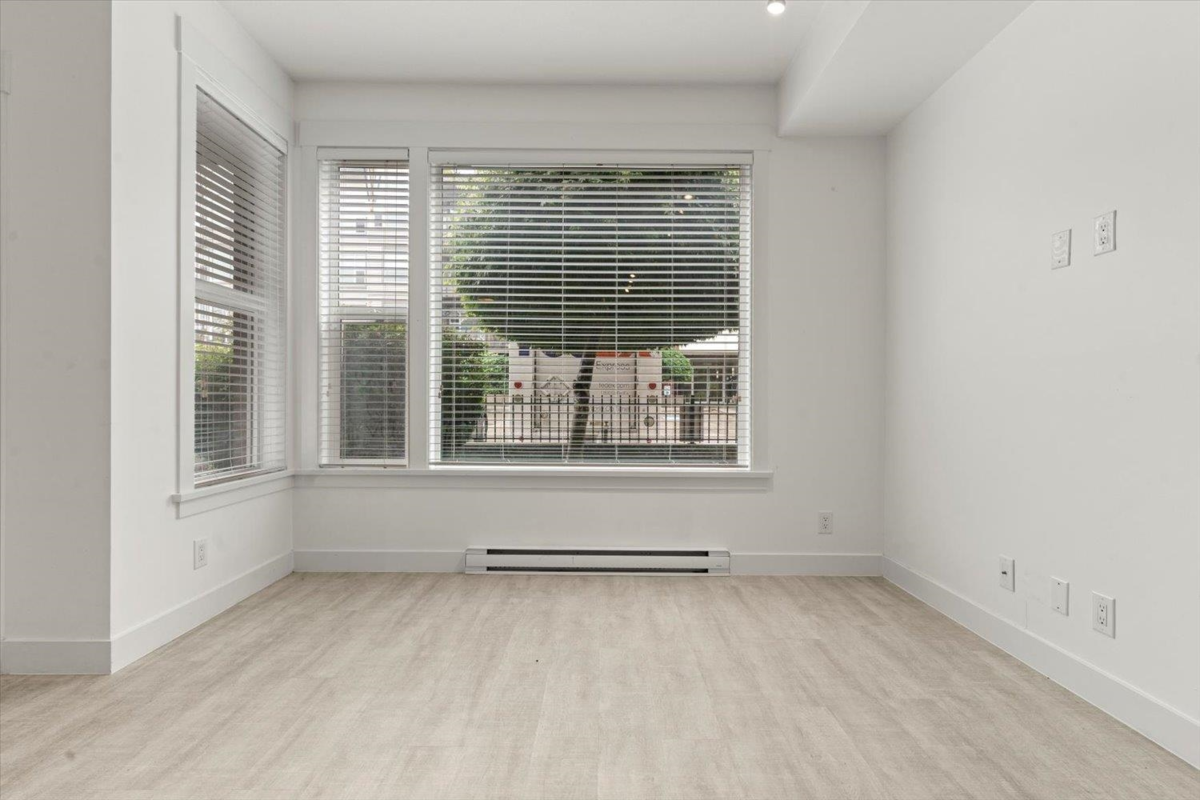 Loft / Bonus Room Photo of 101 33538 Marshall Road, Abbotsford, BC