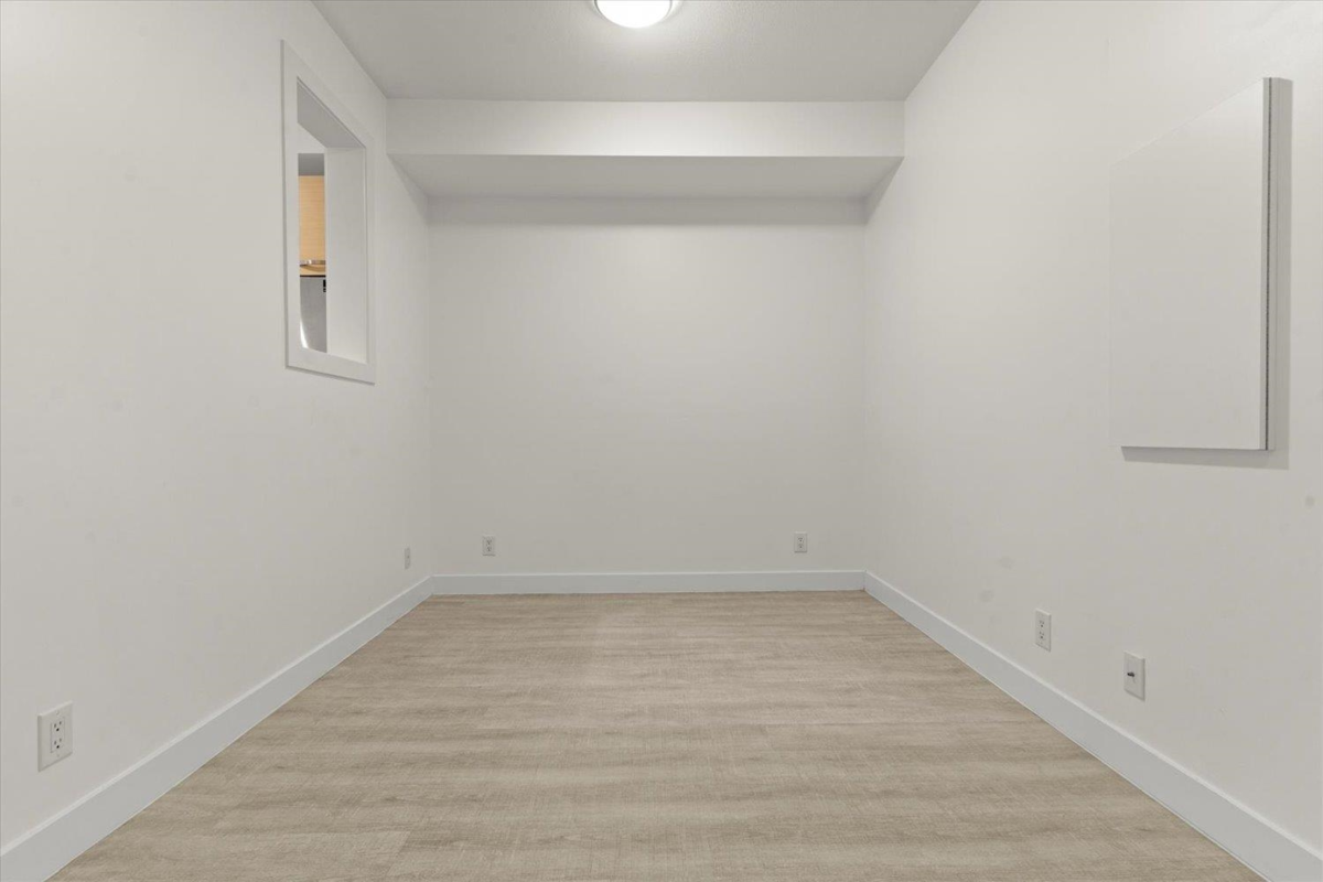 Pantry Photo of 101 33538 Marshall Road, Abbotsford, BC