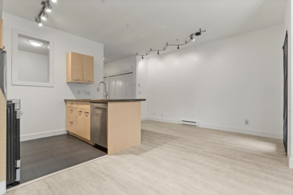 Office / Den Photo of 101 33538 Marshall Road, Abbotsford, BC