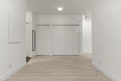 Walk-In Closet Photo of 101 33538 Marshall Road, Abbotsford, BC