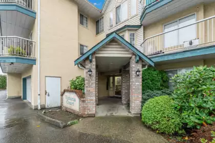 203 2567 Victoria Street, Abbotsford, BC, Abbotsford — Apartment/Condo for sale