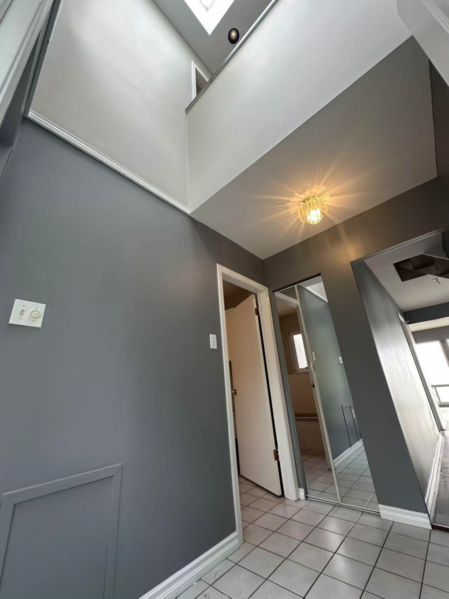 Bedroom 2 Photo of 14768 Mcdonald Avenue, White Rock, BC