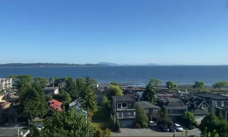 14768 Mcdonald Avenue, White Rock, BC, White Rock — 3 bed single family residence for sale