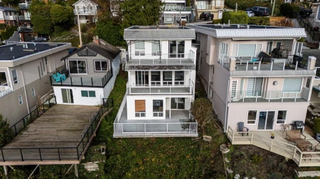 14768 Mcdonald Avenue, White Rock, BC, White Rock — Single Family Residence for sale