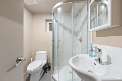 Hot Tub / Spa Photo of 3535 W 47th Avenue, Vancouver, BC