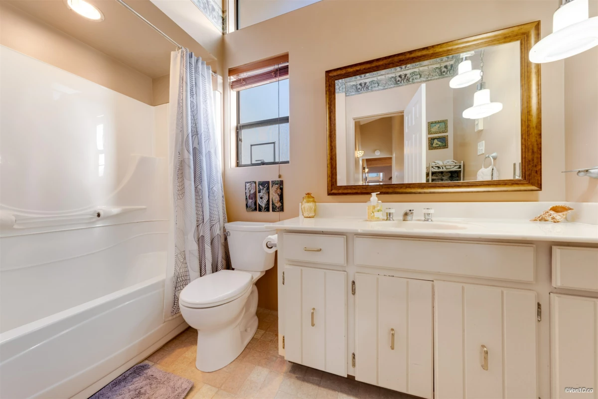 Mudroom Photo of 3 Crawford Bay, Port Moody, BC