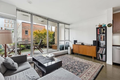 309 221 Union Street, Vancouver, BC, Vancouver — Apartment/Condo for sale