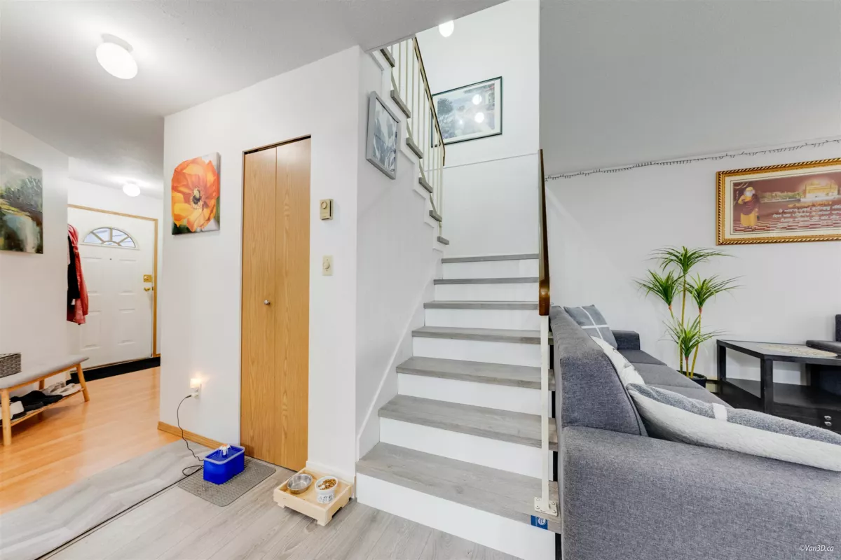 Basement Recreation Room Photo of 10 7540 138 Street, Surrey, BC