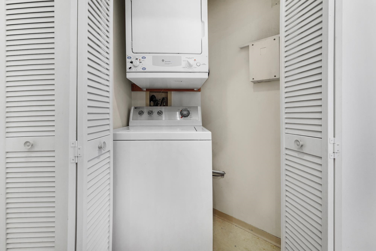 Office / Den Photo of 307 8560 General Currie Road, Richmond, BC